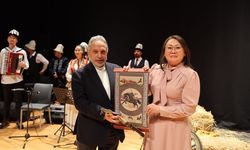 Cengiz Aymatov'a Talas' ta görkemli anma