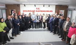 Başkan Büyükkılıç'ın Muhtarlarla Güçlü İletişim ve Dijital Dönüşüm Hamlesi, 2025'e Damga Vurdu