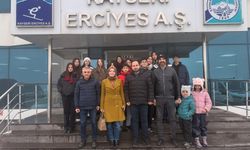 Erciyes'in Zirvesinde Öğrencilere Yönelik Uluslararası Dağlar Günü Etkinliği