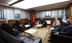 Başkan Büyükkılıç'a Yılsonu Ziyaretçi Yoğunluğu