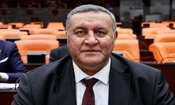 Gürer: “İhracat yerinde saydı, ithalat %21 arttı”