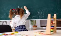 Bakanlık ilkokula başlama yaşının 69 aydan 72 aya çıkarılması konusunda harekete geçti