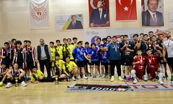 Okul Sporları Voleybol Genç Erkekler A İl Birinciliği müsabakaları sona erdi