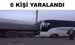 İşçi servisi TIR’a çarptı