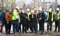 Başkan Büyükkılıç, Tacettinveli Mahallesi'ndeki Kartal Kavşağı Altyapı Çalışmalarını İnceledi