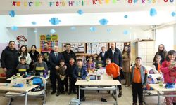 Bünyan’da öğrencilere karaçam tohumu dağıtıldı