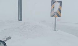 108 mahalle yolu ulaşıma kapandı