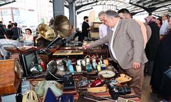 ANTİKACILAR, YENİ YILDA DA KENDİ YERİNDE KENDİ  GÜNÜNDE