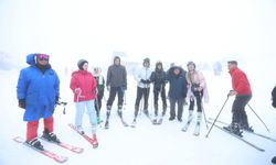 Başkan Büyükkılıç, Erciyes’teki kayakseverler ile bir araya geldi