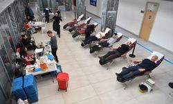 Büyükşehir Belediyesi personelinden kan bağışı