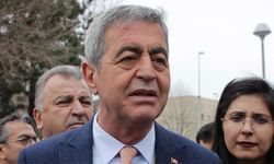 İYİ Partili Yücel; "Dünya et yerken Türk vatandaşı dert yiyor"