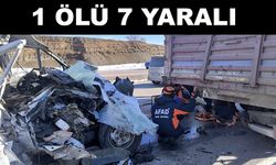 Öğrenci servisi ile TIR çarpıştı