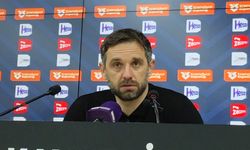 Kayserispor'da Djalovic'den istifa sorusuna 'Ben sıkı çalışmaya devam ediyorum' yanıtı