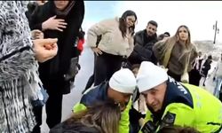 Erciyes’te fenalaşan kadın sürücüye jandarmadan müdahale