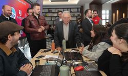 Büyükşehir'den Uzay ve Teknoloji Hamlesine Güçlü Destek: Başkan Büyükkılıç Gençlerle Buluştu