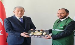 AK Parti’li Akar ve Okandan’dan Yeşilay Kayseri Rehabilitasyon Merkezi’ne ziyaret