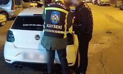 Direksiyon başında cep telefonu kullanan 616 sürücüye cezai işlem