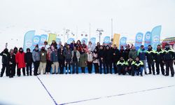 Erciyes'te kar voleybolu heyecanı yaşandı