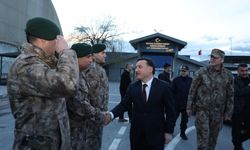 Vali Çiçek, Özel Harekat Polisleri ve şehit aileleriyle iftarda buluştu