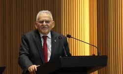 Kartal kavşağı trafiğe kapatıldı, yoğunluk alternatif yollara kaydı