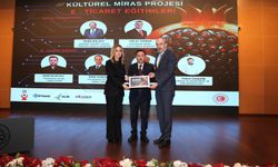 Vali Çiçek, “E-Ticaret eğitimleri vermek, milli bir meseledir”