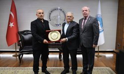 Başkan Büyükkılıç’a “Ziyaret” Yoğunluğu