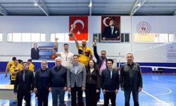 Pınarbaşı’da Kurumlararası Voleybol Turnuvası Tamamlandı