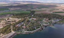 Büyükşehir’in Yenilediği Sarımsaklı Barajı Mesire Alanı’na Tam Not