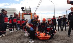 AFAD’dan öğrencilere kayadan düşme ve yaralanmalara müdahale eğitimi