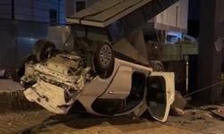 Otomobil beton bloğa çarptı: 1 yaralı