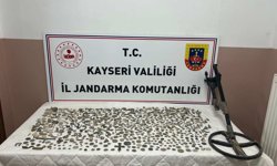 Roma-Bizans Dönemine Ait 878 Tarihi Eser Ele Geçirildi