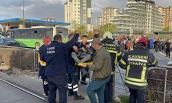 Tramvayın Çarptığı Kadın Yaya Yaralandı