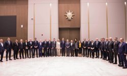 Başkan Büyükkılıç, Ak Parti Yerel Yönetimler Toplantısı’na Katıldı