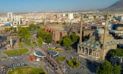 Büyükşehir, Tüm Tedbirleri Aldı: Kayseri, Bayrama Hazır
