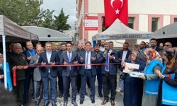 Develi’de Hayır Çarşısı Açıldı