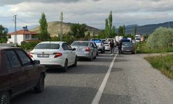 Yahyalı’da Hafif Ticari Araç ile Otomobil Çarpıştı: 1 Ölü, 2 Yaralı