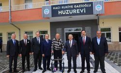 Başkan Büyükkılıç Bayram Öncesi Huzurevi’ni Ziyaret Etti