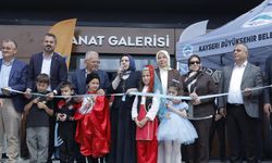 Başkan Büyükkılıç, Kaymek’in 1.200 Eserlik Yıl Sonu Sergisini Açtı