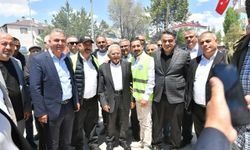 Başkan Büyükkılıç, Sarız’ı Ziyaret Etti