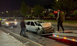 Kayseri’de İki Otomobil Çarpıştı: 2 Yaralı
