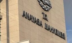 Anayasa Mahkemesi Süresiz Nafaka Düzenlemesini İptal Etti