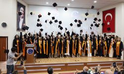 ERÜ Turizm Fakültesi 17. Dönem Mezunlarını Verdi