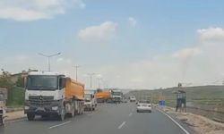 Kayseri’de Otomobil Şarampole Devrildi: Kaza Anı Kamerada