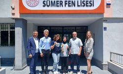 Sümer Fen Lisesi Öğrencilerine Robotik Başarı Ödülü