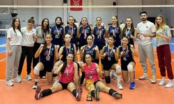 KVK Voleybol Kulübü Küçük Kızlar’da Türkiye Finallerine Gidecek