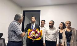 CHP’de Yeni Yönetim İlk Paylaşımını Yorumlara Kapattı
