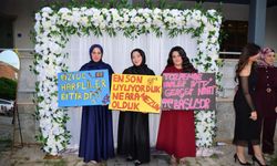 Yahyalı Anadolu İmam Hatip Lisesi'nde Mezuniyet Sevinci