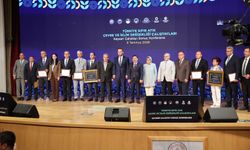 Türkiye Sıfır Atık Çalıştayı Sonuç Konferansı’nda Kayseri Büyükşehir’e Teşekkür Plaketi