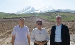 Başkan Büyükkılıç Müjdeyi Verdi: Erciyes'in Develi Kapısına Yürüyen Bant