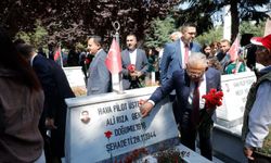 Başkan Büyükkılıç, 15 Temmuz’un 10. Yılında Şehitleri Kabirleri Başında Andı